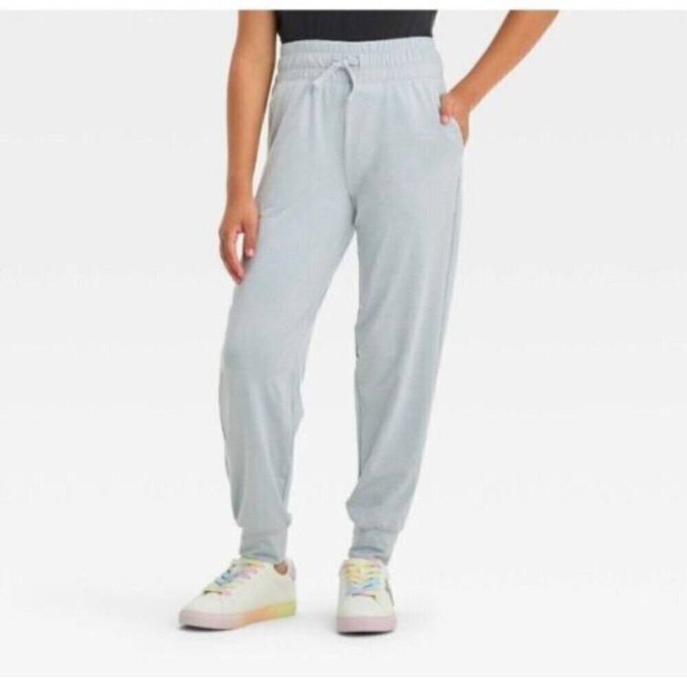 All in Motion Girls XL Joggers Cozy Fleece Pants Gray Soft Stretch Pants NWT NEW